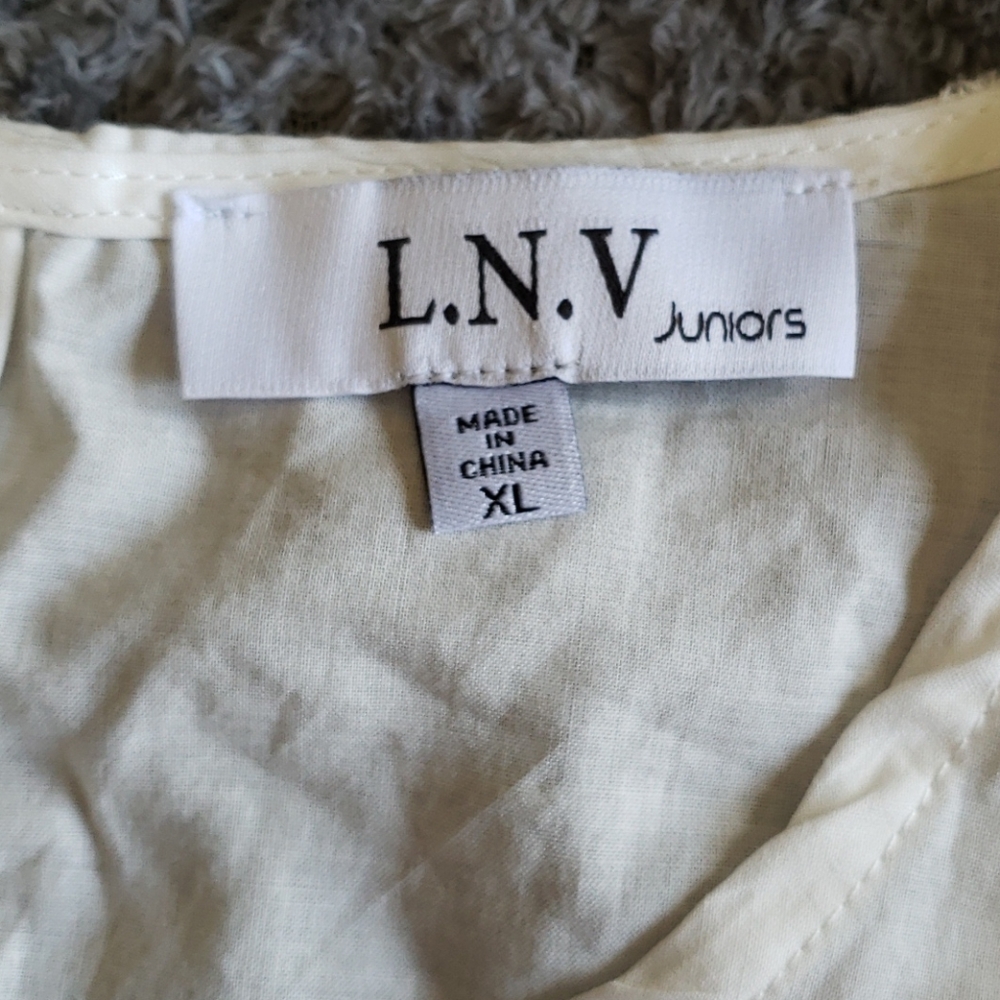 ❤3x$30❤Cropped Shirt size XL - Picture 6 of 6